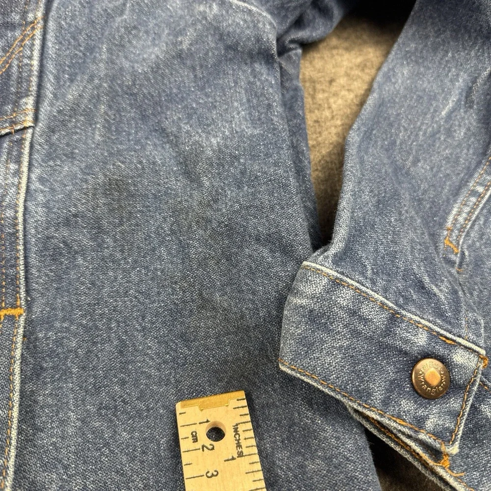 VTG Wrangler Jacket Mens 2XL XXL Jean Jacket Trucker Work Blue Button Distressed